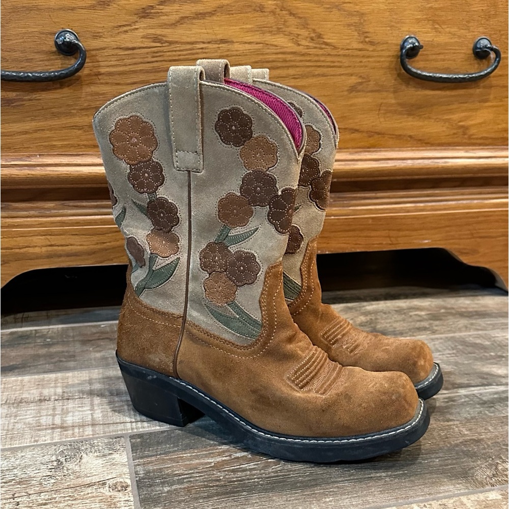 Ariat size 10